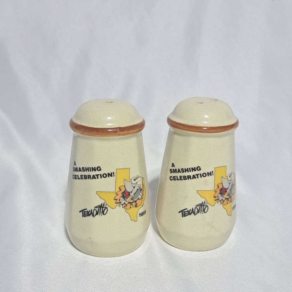VTG 1986 Texaditto Smashing Celebration Salt & Pepper‎ Shakers